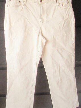 Womans R Jeans The Super High Rise, Size 36 (40 x 26) Off white Jeans      S625